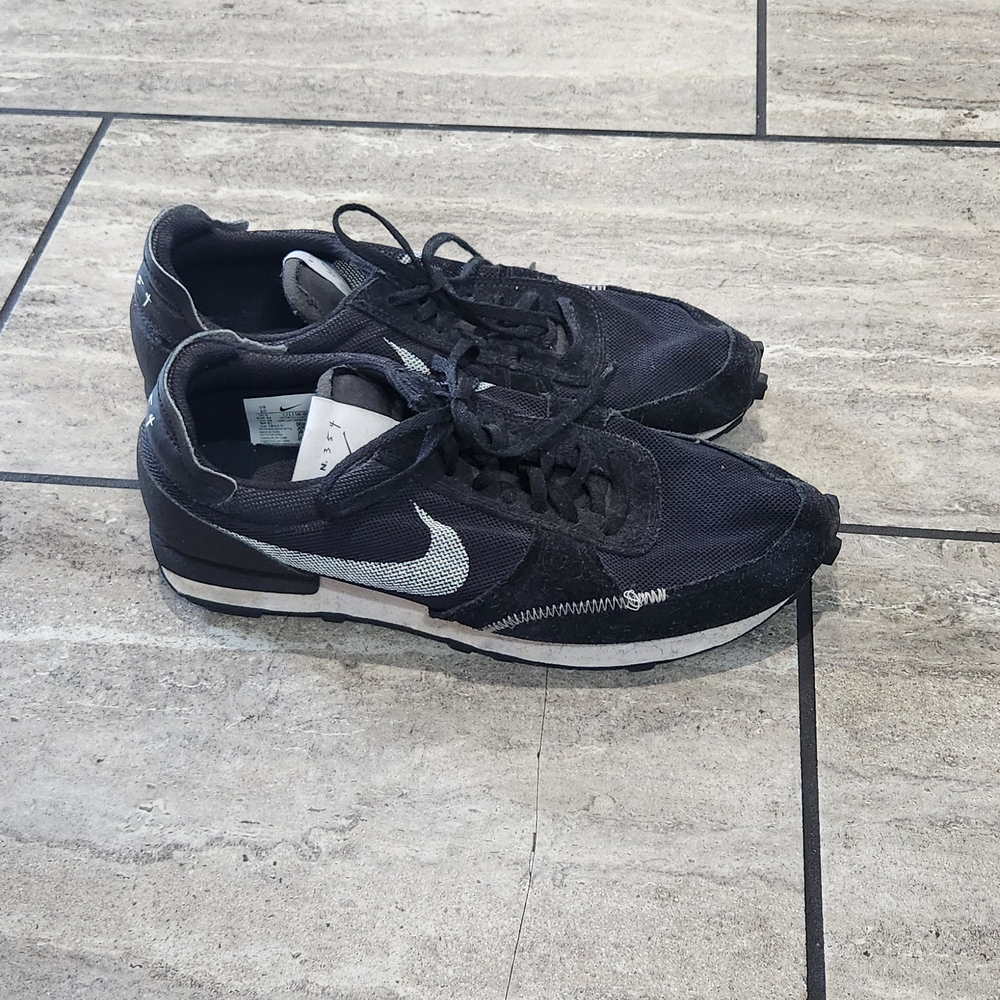 Nike Men's Black Running Shoes